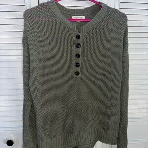 American Eagle green sweater